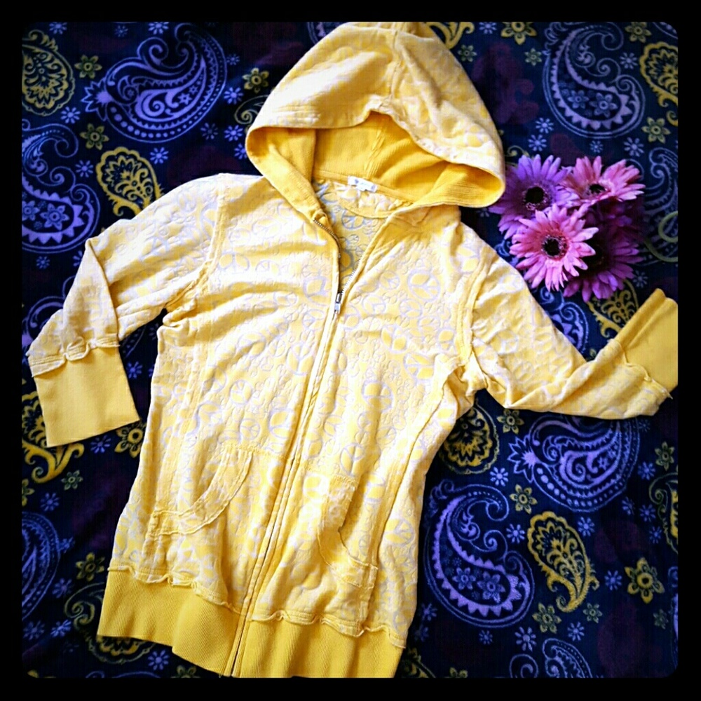 (Re-list)🌻Peace out!✌Hoodie by Maurices!🌞SALE!🌻